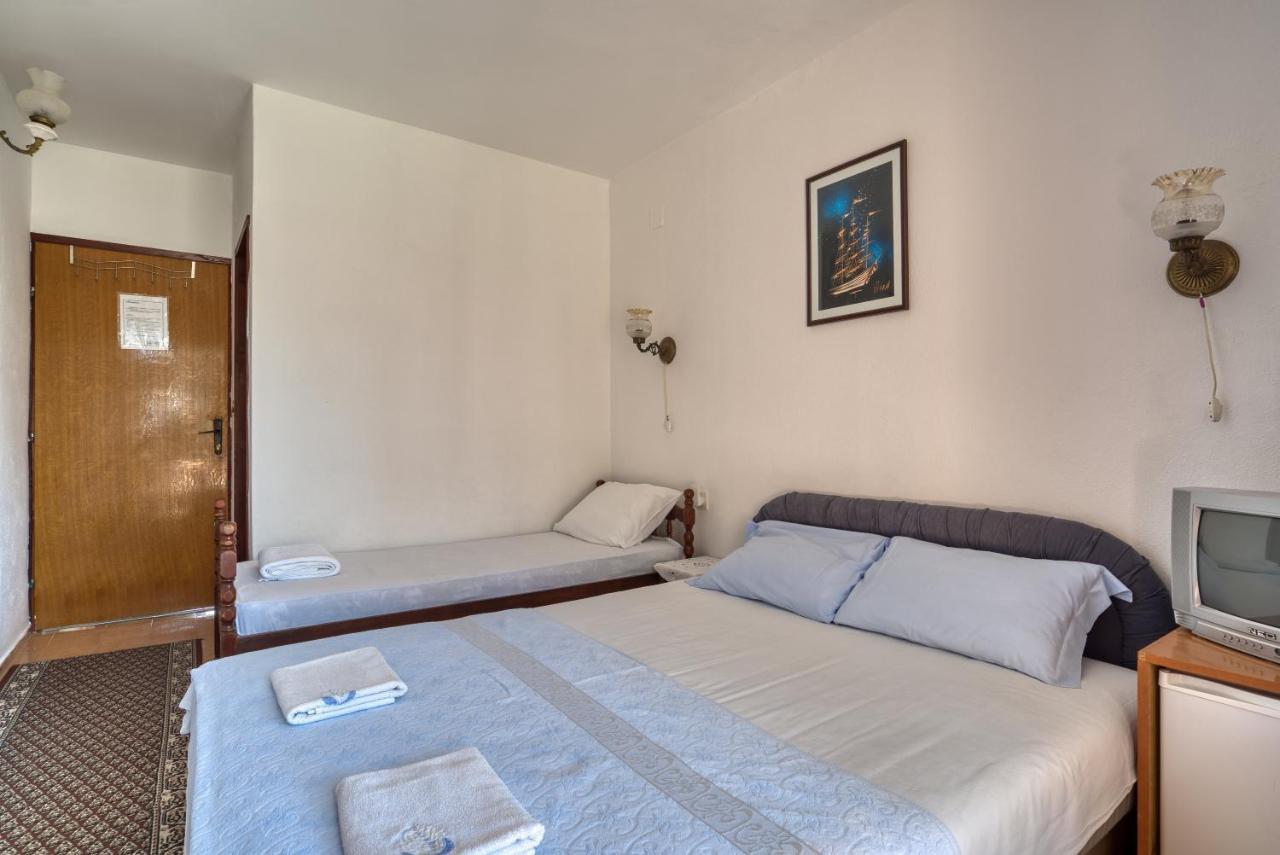 Guest House Vukovic Petrovac Exterior photo