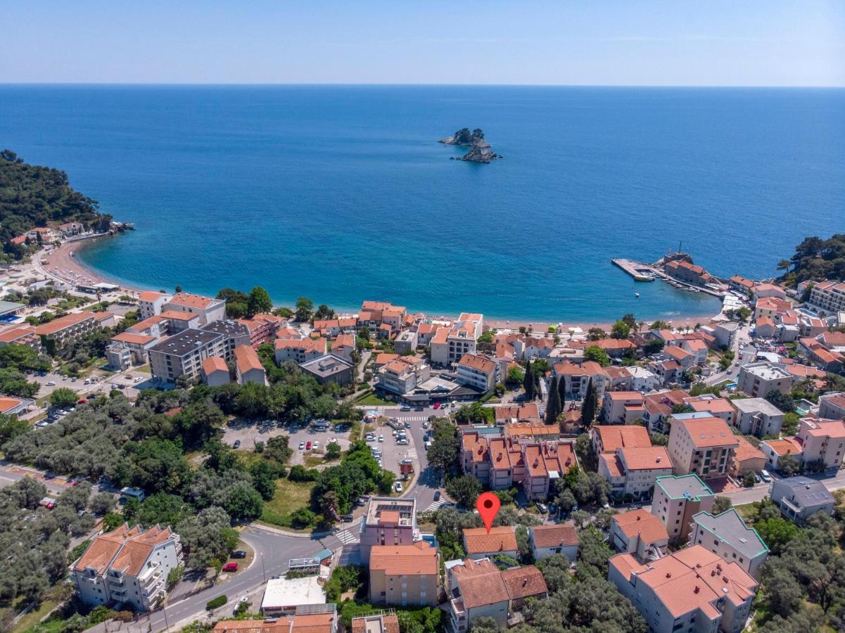 Guest House Vukovic Petrovac Exterior photo