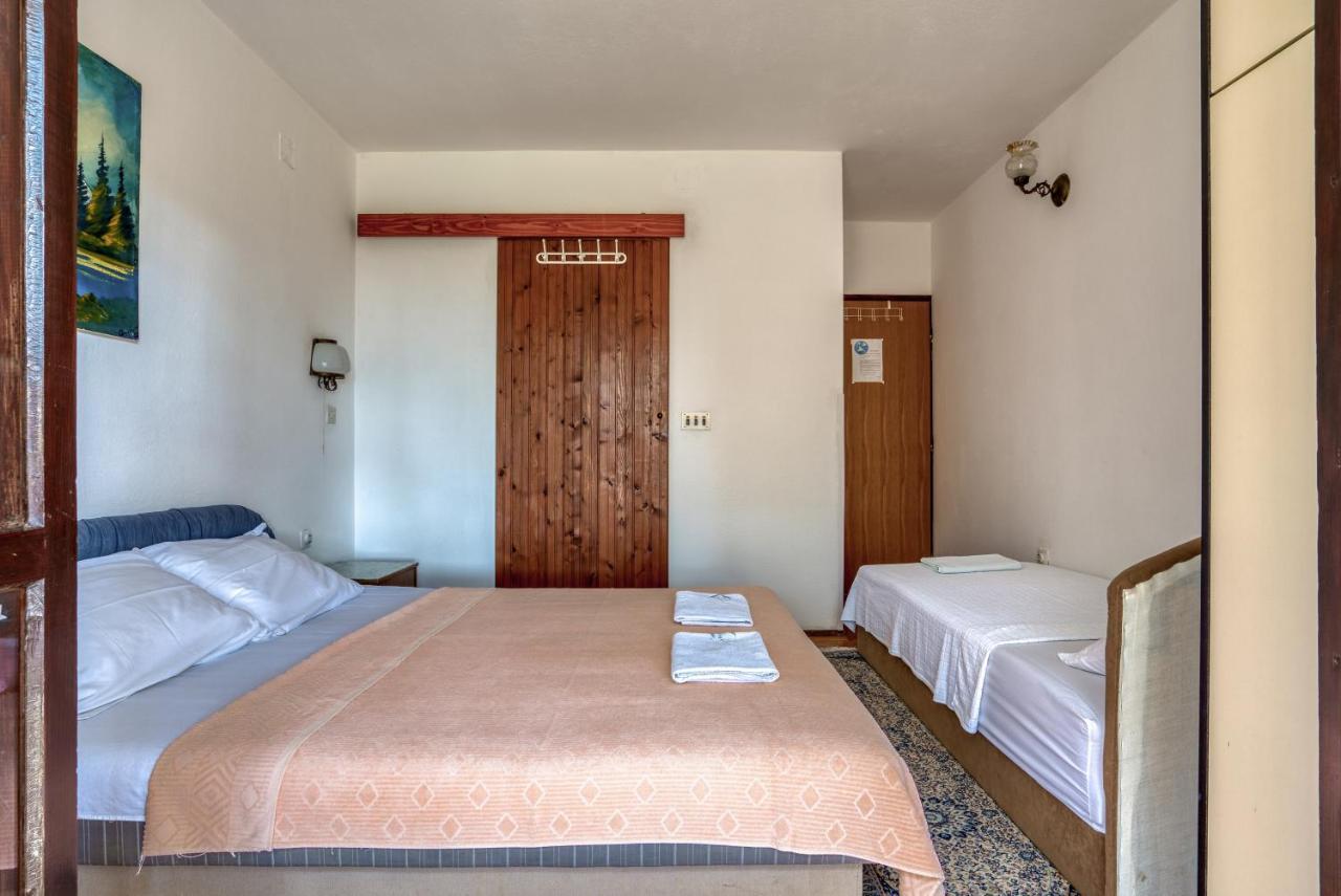 Guest House Vukovic Petrovac Exterior photo