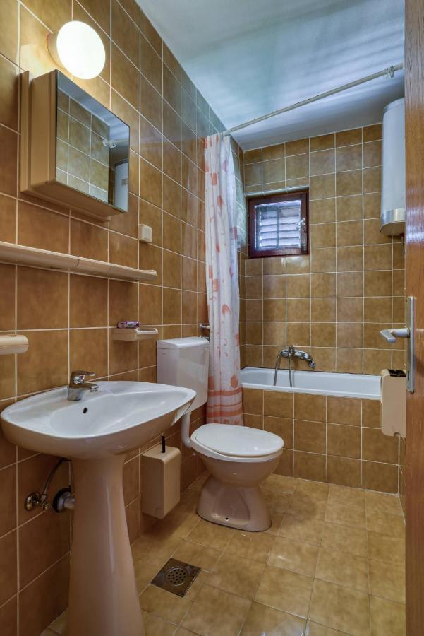 Guest House Vukovic Petrovac Exterior photo